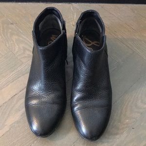 Sam Edelman size 8.5 black leather ankle boots